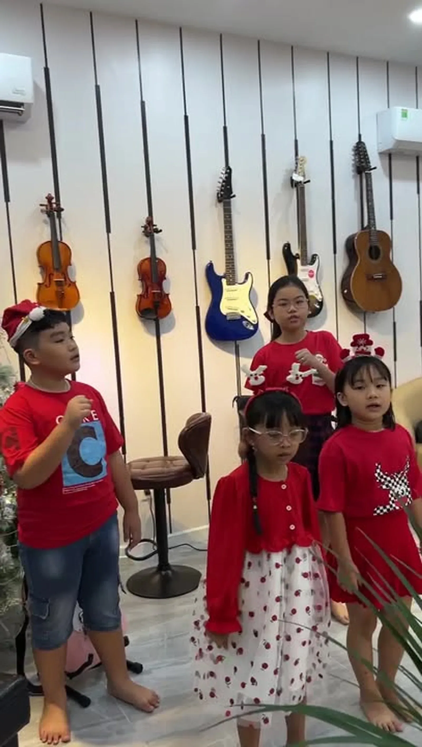 MỘT MÙA GIÁNG SINH AN LÀNH — ảnh 2