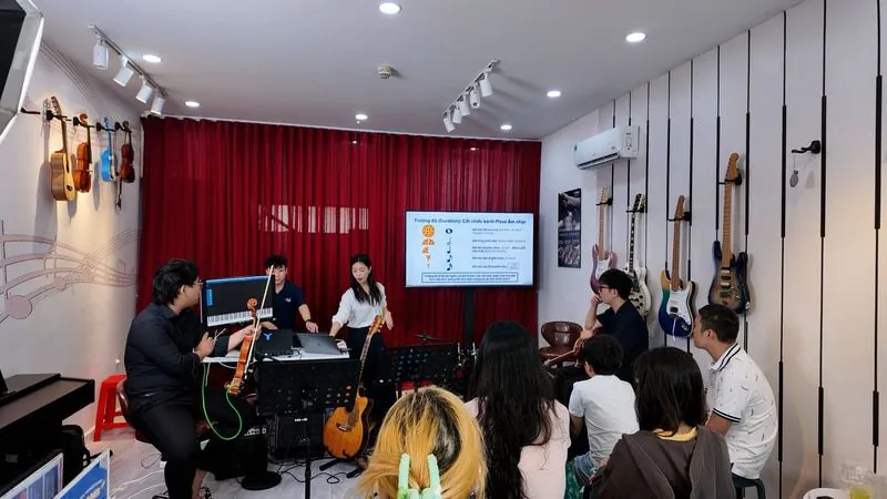 Workshop kiến thức âm nhạc nội bộ